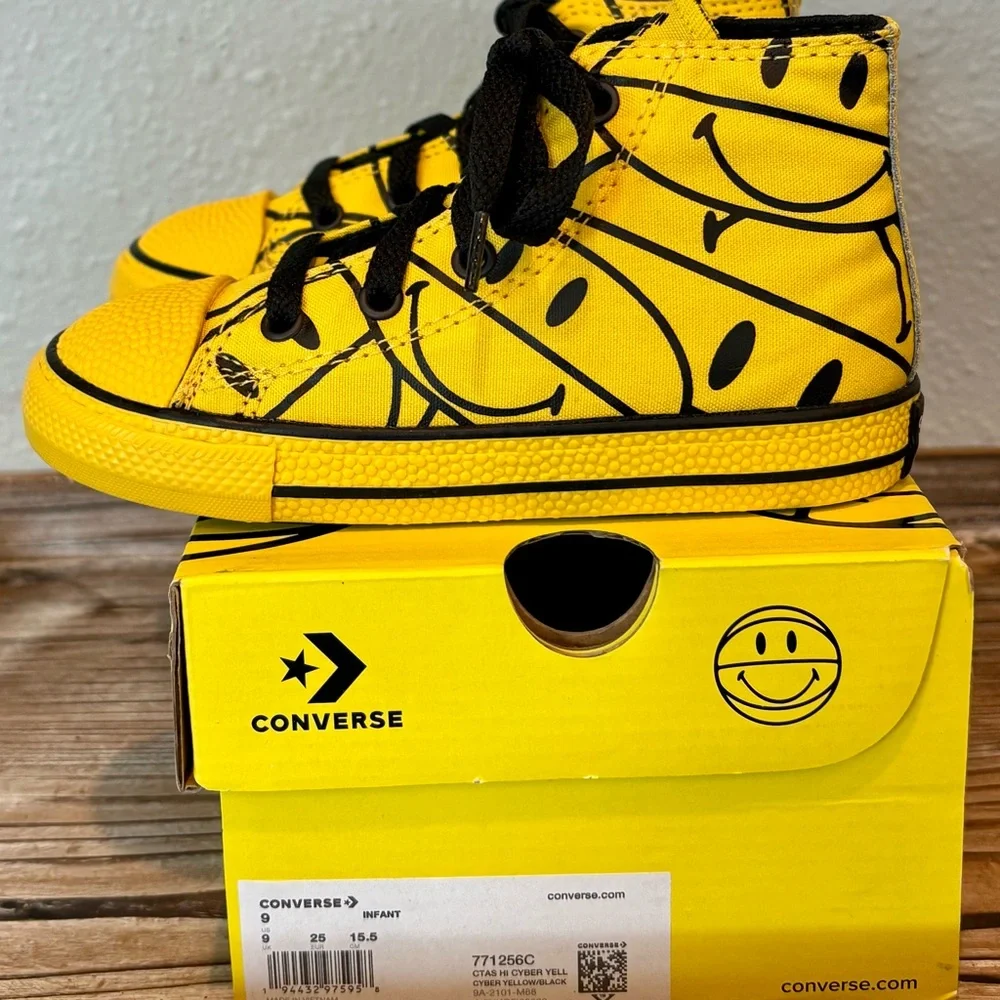 Converse x Chinatown CTAS Hi Cyber Yellow/Black Sneakers, Infant size 9, BNIB